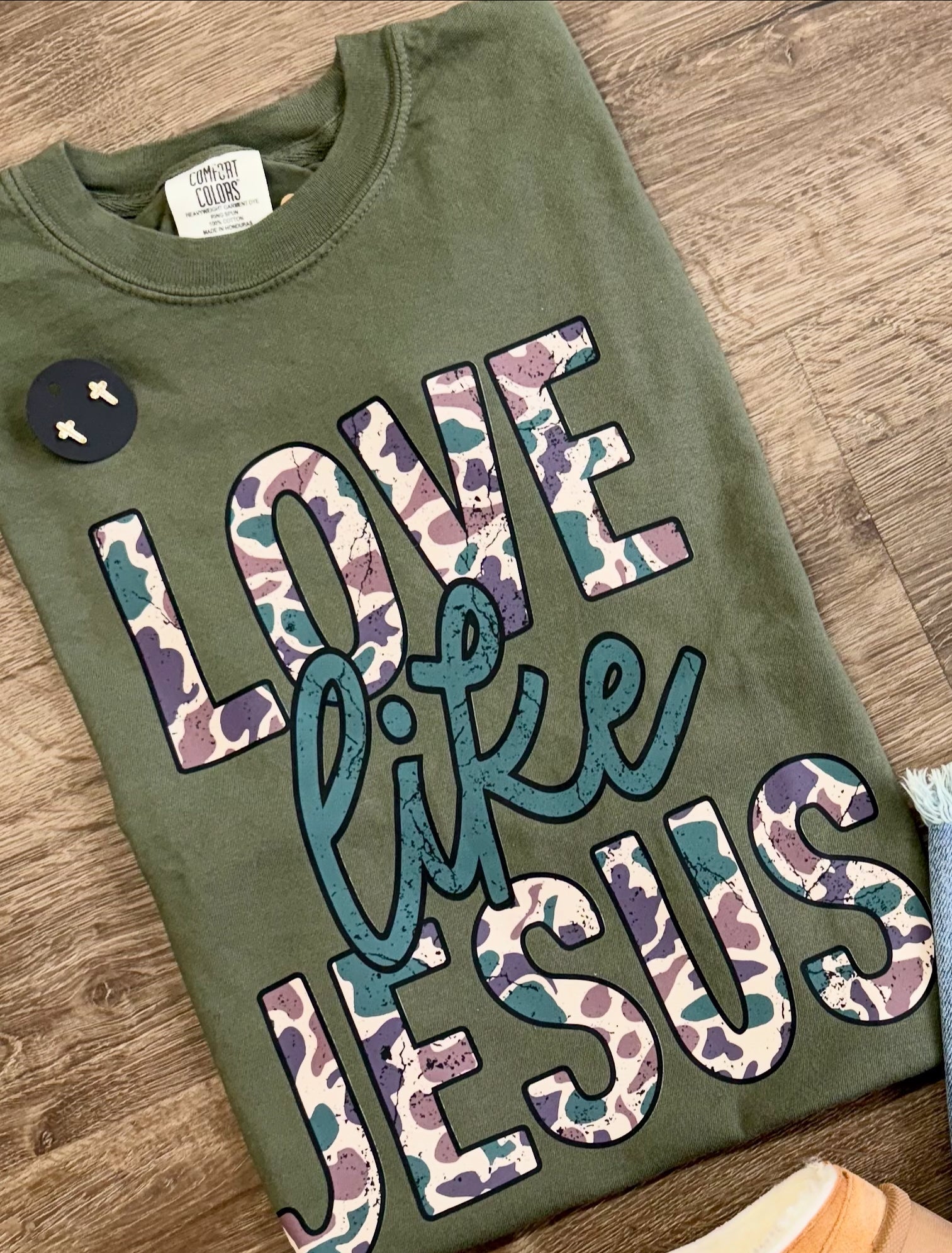 Love Like Jesus Tee